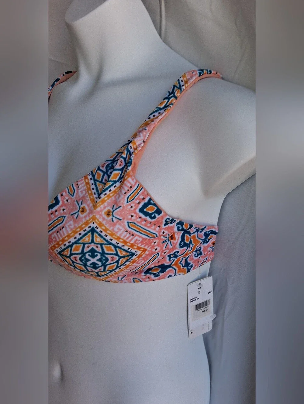 l*space Coral and Navy Printed Bikini Top Sz D NWT